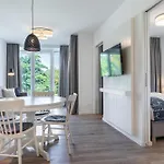 Godewindpark Deluxe-apartment 1-10 Mit Gartenblick * Lübeck