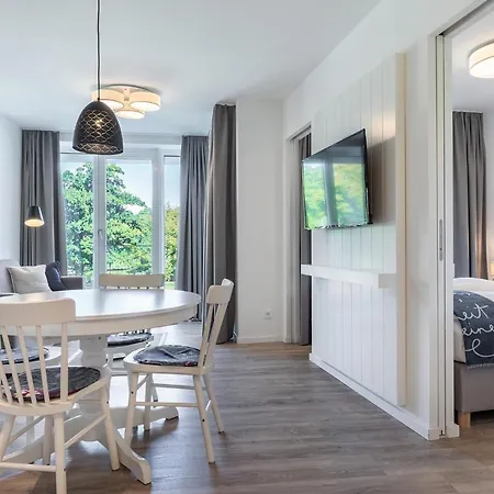 Godewindpark Deluxe-apartment 1-10 Mit Gartenblick * Любек